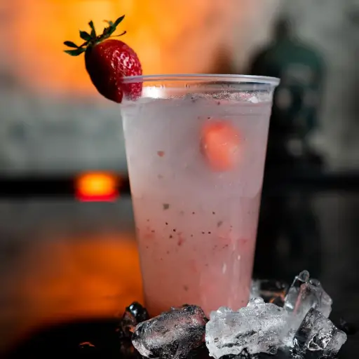 Limonada de Fresa con Menta