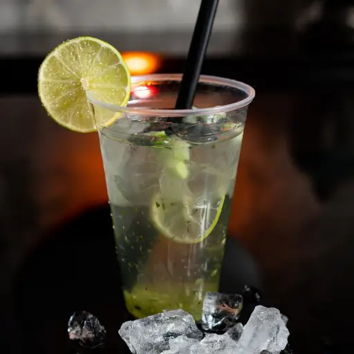 Limonada de Pepino con Hierbabuena