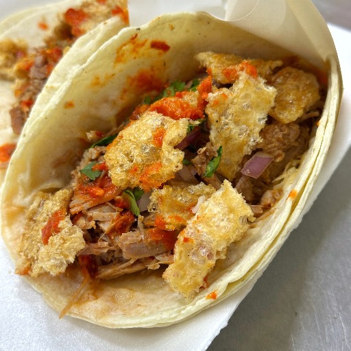 Ta-Crunch (Birria con Chicharrón Crunchie)