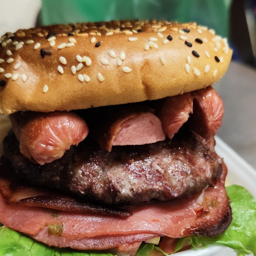 Hamburguesa Ejecutiva con salchicha de pavo