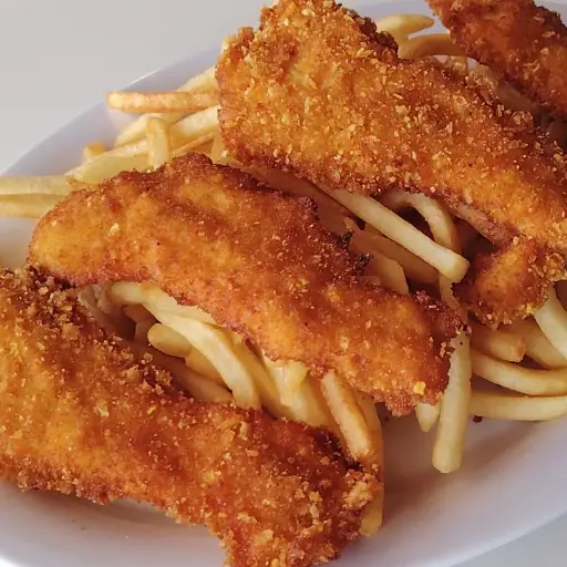 Tiras de Pollo empanizadas con papas