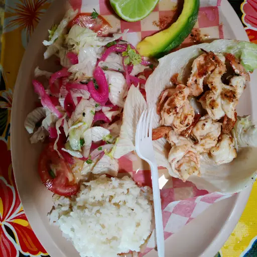 Camarones al mojo de ajo