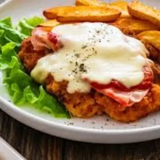 MILANESA NAPOLITANA