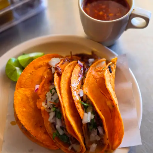 Taco de Birria Doradito