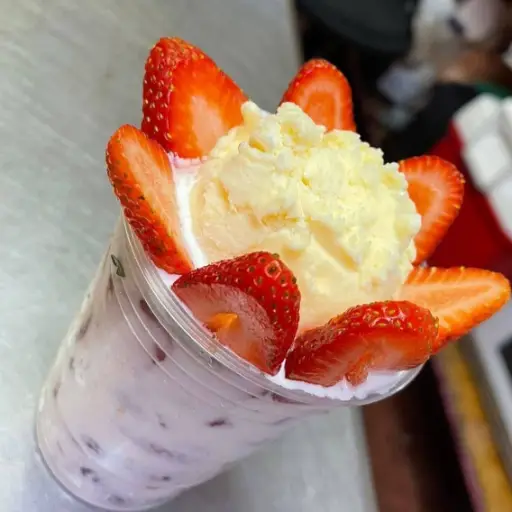 Fresas con Crema y Nieve  (copia)