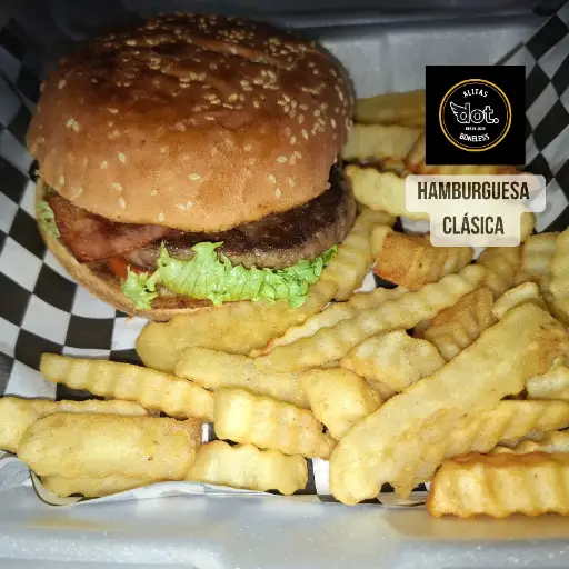 Hamburguesa clásica con papas