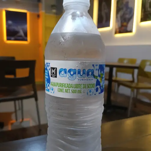 Agua natural 